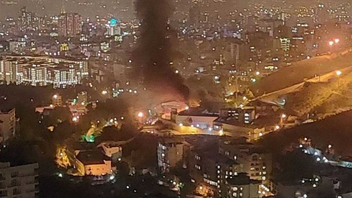 इरानको इभिन जेलमा आगलागी हुँदा ज्यान गुमाउनेको सङ्ख्या आठ पुग्यो